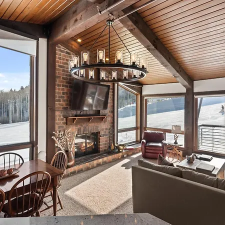 Enclave 306, Snowmass Ski-In/Ski-Out Condo W/Shared Pool/Hot Tub